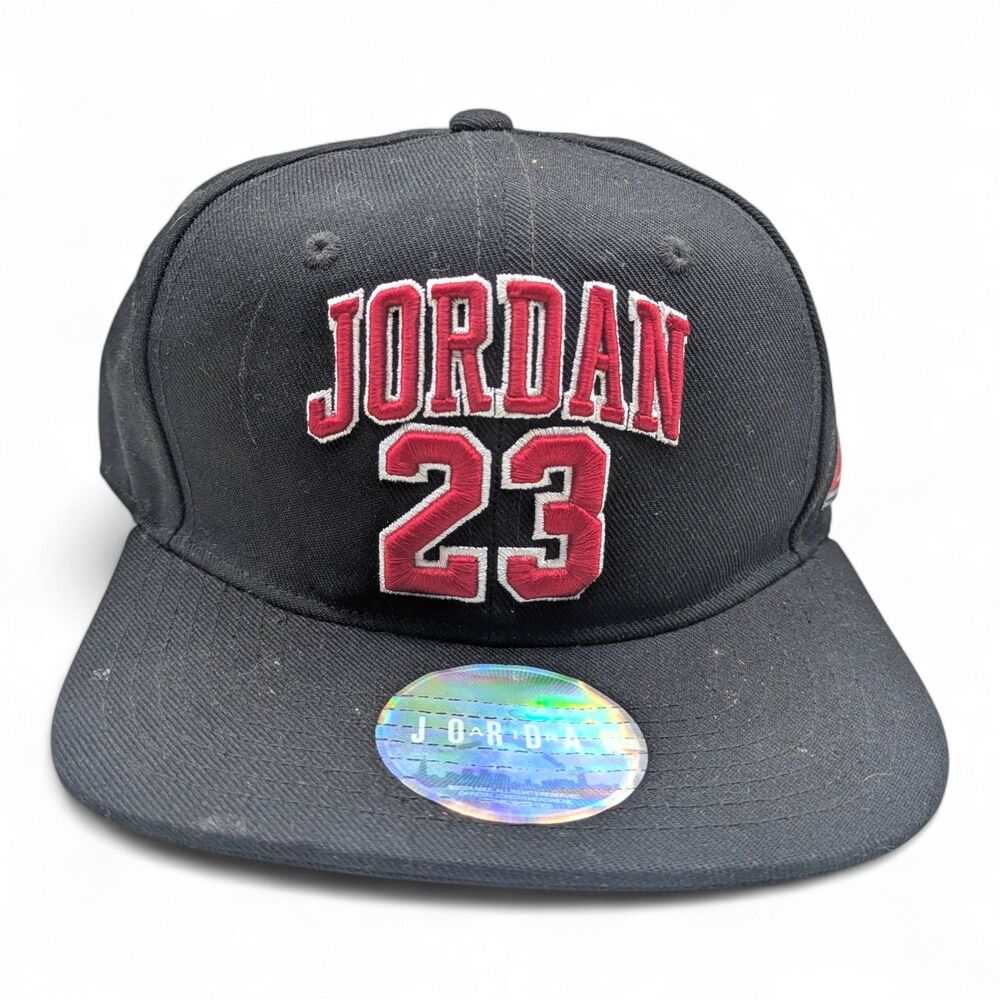 Nike Jordan Pro Cap Jumpman Snapback Hat Black Jumpman Youth Boy’s (8- 20)
